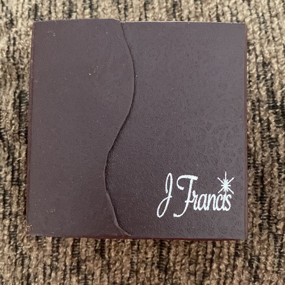 4.05 carats Amethyst in Sterling Silver Earrings - Picture 5 of 5